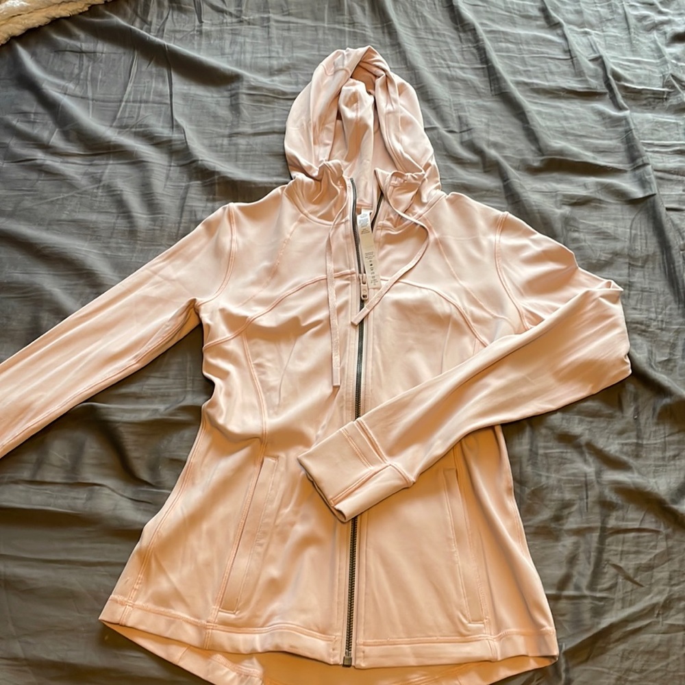 Lululemon Define Jacket w/ hood in ballet pink